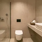 לינה וארוחת בוקר San Rocco Palace 4*